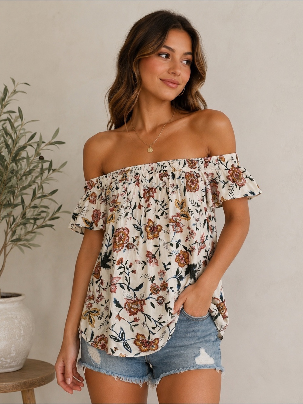 🌸🌼Cute Old Navy Off the shoulder top! NWOT
Size Med🌸🌼